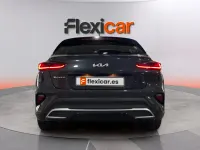 Usado Kia XCeed 101 CV (74 kW) 2024 Gris SUV