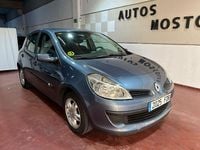Usado Renault Clio II Dynamique 85 CV (62 kW) 2006 Gris Berlina