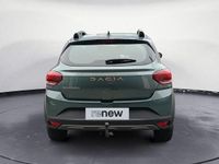 Usado Dacia Sandero Extreme 101 CV (74 kW) 2025 Verde Berlina