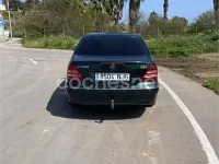 Usado Mercedes C200 Elegance 122 CV (89 kW) 2005 Verde Berlina