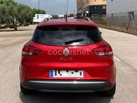 Usado Renault Clio IV Zen 90 CV (66 kW) 2019 Rojo Berlina