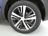 Usado Peugeot 3008 Allure 131 CV (96 kW) 2020 Azul SUV