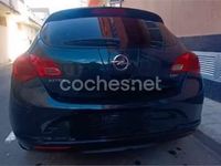 Usado Opel Astra Selective 110 HP (80 kW) 2013 Azul Sedan