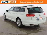 Usado VW Passat Advance 150 CV (110 kW) 2016 Blanco Familiar