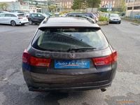 Usado Honda Accord Elegance 156 CV (114 kW) 2011 Gris / plata Familiar