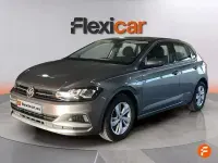 Usado VW Polo Advance 95 CV (69 kW) 2018 Gris Utilitario