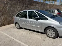 Usado Citroën Xsara Picasso Exclusive 117 CV (86 kW) 2004 Gris / plata Monovolumen