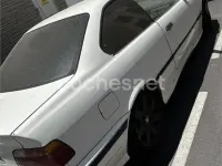 Usado BMW 318 140 CV (102 kW) 1992 Blanco Coupe