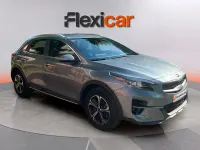 Usado Kia XCeed 141 CV (103 kW) 2021 Gris SUV