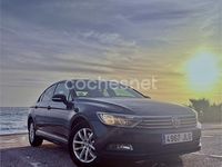 Usado VW Passat Advance 120 CV (88 kW) 2016 Azul Berlina