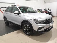Usado VW Tiguan Life 150 CV (110 kW) 2021 Gris / plata SUV