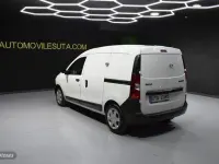 Usado Dacia Dokker Essentiel 110 CV (80 kW) 2021 Blanco Monovolumen