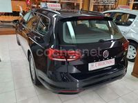 Usado VW Passat 120 CV (88 kW) 2020 Negro Familiar