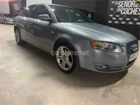 Usado Audi A4 Ambiente 140 CV (102 kW) 2006 Gris / plata Berlina