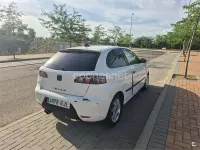 Usado Seat Ibiza Reference 85 CV (62 kW) 2008 Blanco Berlina