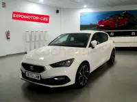 Usado Seat Leon Style 115 CV (84 kW) 2022 Blanco Berlina