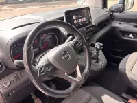 Usado Opel Combo Life Elegance 131 CV (96 kW) 2020 Azul Monovolumen