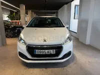 Usado Peugeot 208 GT-line 110 CV (80 kW) 2019 Blanco Utilitario