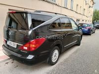 Usado Ssangyong (KGM) Rodius 165 CV (121 kW) 2008 Negro Monovolumen