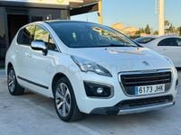Usado Peugeot 3008 Allure 120 CV (88 kW) 2015 Blanco Familiar