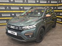 Usado Dacia Sandero Extreme 101 CV (74 kW) 2025 Verde Berlina