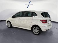 Usado Mercedes B180 109 CV (80 kW) 2010 Blanco Monovolumen