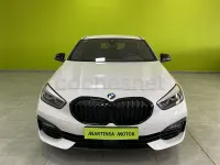 Usado BMW 118 Comfort Edition 150 CV (110 kW) 2021 Blanco Berlina