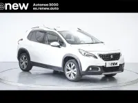 Usado Peugeot 2008 Allure 120 CV (88 kW) 2017 Blanco SUV