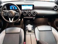 Usado Mercedes A180 116 CV (85 kW) 2019 Negro Utilitario