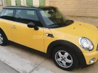 Usado Mini ONE 90 CV (66 kW) 2008 Amarillo Utilitario