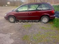 Usado Chrysler Grand Voyager 140 CV (102 kW) 2002 Rojo Monovolumen