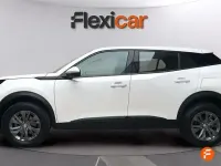 Usado Peugeot 2008 Active 100 CV (73 kW) 2020 Blanco SUV