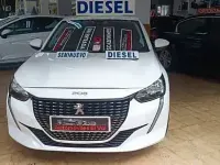 Usado Peugeot 208 Active 100 CV (73 kW) 2021 Blanco Utilitario