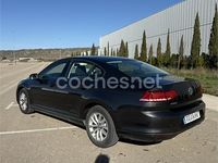 Usado VW Passat Advance 120 CV (88 kW) 2018 Negro Berlina