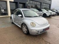Usado VW New Beetle 90 CV (66 kW) 2002 Gris / plata Utilitario