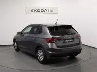 Usado Skoda Fabia Selection 95 CV (69 kW) 2025 Gris Utilitario