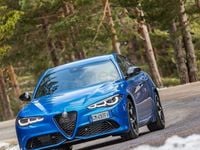 Usado Alfa Romeo Giulia Veloce 280 CV (205 kW) 2023 Azul Berlina
