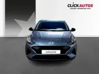 Usado Hyundai i10 67 CV (49 kW) 2024 Azul Utilitario