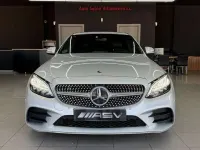 Usado Mercedes C180 156 CV (114 kW) 2018 Gris Berlina