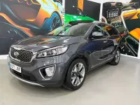 Usado Kia Sorento 200 CV (147 kW) 2016 Gris / plata SUV