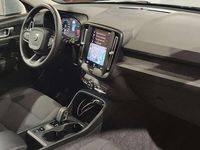 Usado Volvo XC40 Momentum 129 CV (94 kW) 2021 Gris SUV