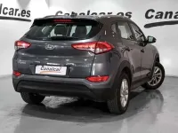 Usado Hyundai Tucson 114 CV (83 kW) 2016 Gris SUV