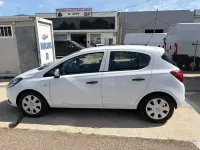 Usado Opel Corsa Expression 75 CV (55 kW) 2017 Blanco Utilitario