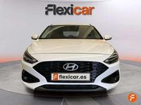 Usado Hyundai i30 120 CV (88 kW) 2024 Blanco Berlina