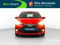 Usado Toyota Yaris City 99 CV (72 kW) 2015 Rojo Utilitario