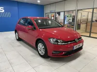 Usado VW Golf VII Advance 115 CV (84 kW) 2018 Rojo