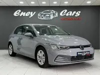 Usado VW Golf VIII 110 CV (80 kW) 2022 Gris / plata Berlina