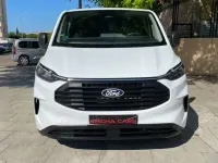 Usado Ford Transit Custom Trend 136 CV (100 kW) 2024 Blanco Van