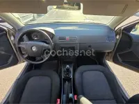 Usado Skoda Fabia Comfort 75 CV (55 kW) 2004 Beige Berlina