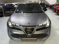 Usado Alfa Romeo GT Junior Edizione Speciale 136 CV (100 kW) 2025 Gris / plata SUV